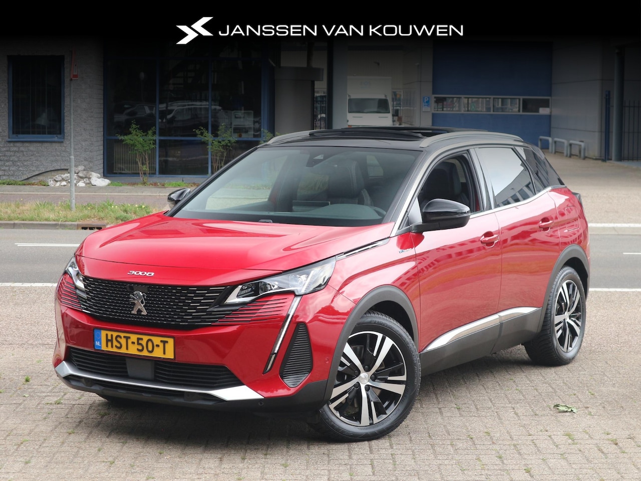 Peugeot 3008 - 1.6 HYbrid4 300pk GT / Panoramadak/ FOCAL / Night Vision - AutoWereld.nl