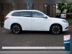 Mitsubishi Outlander - 2.0 DOHC MIVEC PHEV 203pk 4WD CVT 5P Pure