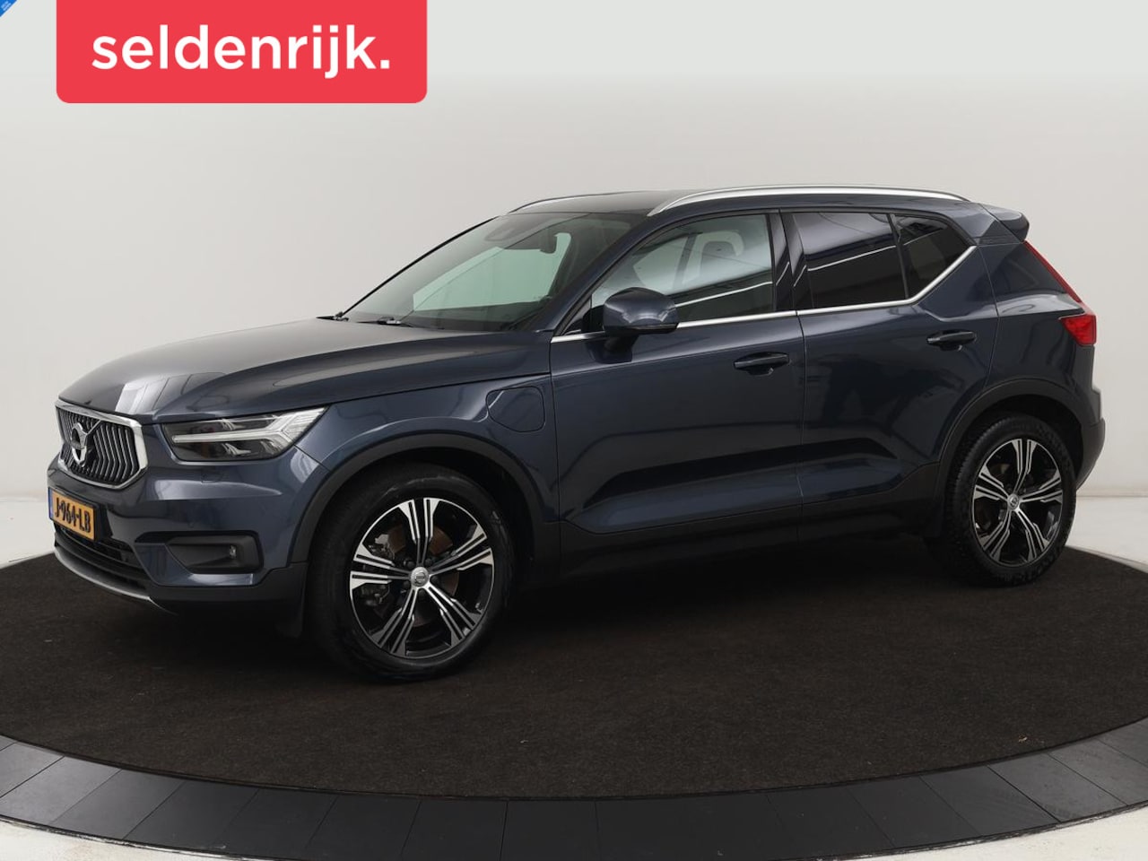 Volvo XC40 - 1.5 T5 Recharge Inscription | Trekhaak | Leder | Camera | Stoel & stuurverwarming | Carpla - AutoWereld.nl