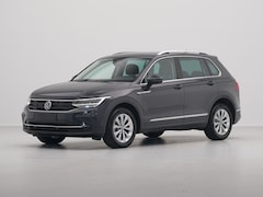 Volkswagen Tiguan - 1.5 TSI 130pk Life Navi via App Clima Pdc Acc Side Assist 43