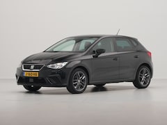 SEAT Ibiza - 1.0 TSI 95pk Style Business Intense Clima Navigatie Privacyglas Carplay Camera 17" velgen