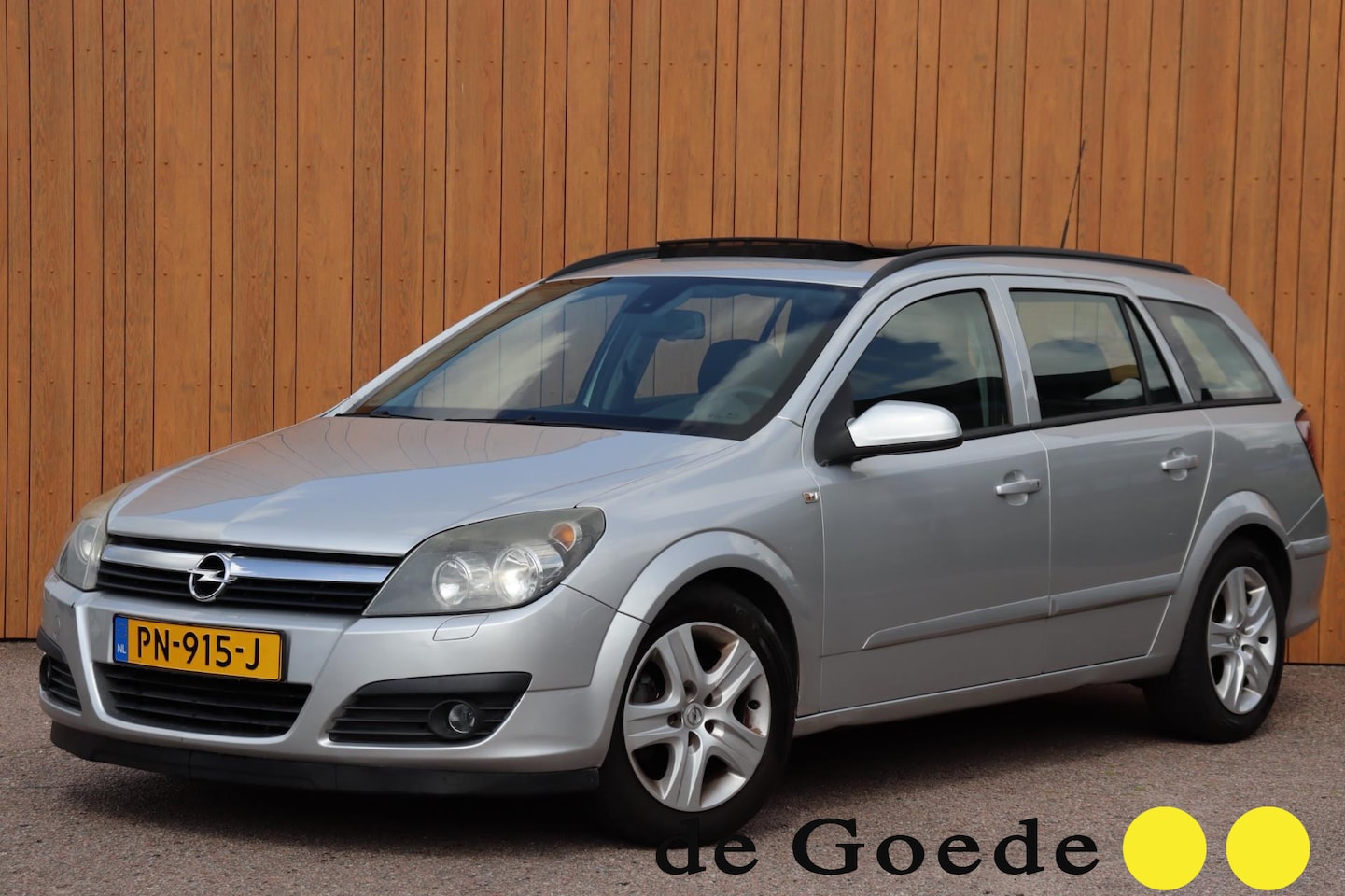 Opel Astra Wagon - 1.8 Essentia schuifdak nieuwe apk - AutoWereld.nl