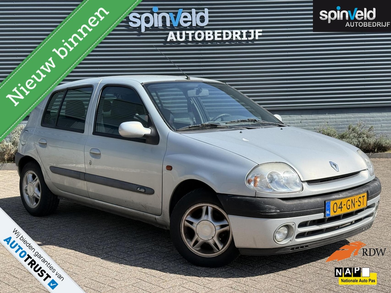 Renault Clio - 1.4 Ludo BJ`01 NAP NL APK 5-11-26 MEENEEMPRIJS zonder Garantie - AutoWereld.nl