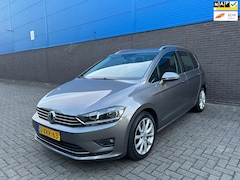 Volkswagen Golf Sportsvan - 1.2 TSI Highline | Cruise | Climate | Parkeersensoren v/a | 17” LM Velgen | Navi | Bochtve