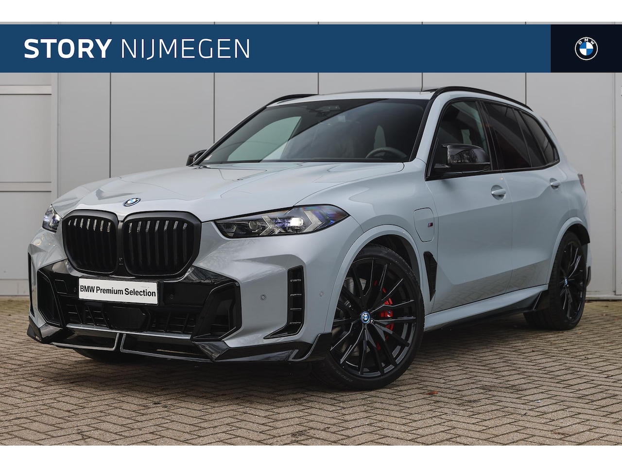 BMW X5 - xDrive50e High Executive M Sport Automaat / Panoramadak / Adaptieve LED / Parking Assistan - AutoWereld.nl