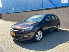 Opel Astra Sports Tourer - 1.4 Turbo Sport | Stoel-Stuur Verwarming | Climate | Cruise | Trekhaak | Navi | 17” LM Vel