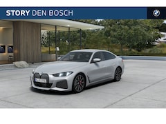 BMW i4 - eDrive35 M Sport / Adaptieve LED / Achteruitrijcamera / Parking Assistant / Live Cockpit P