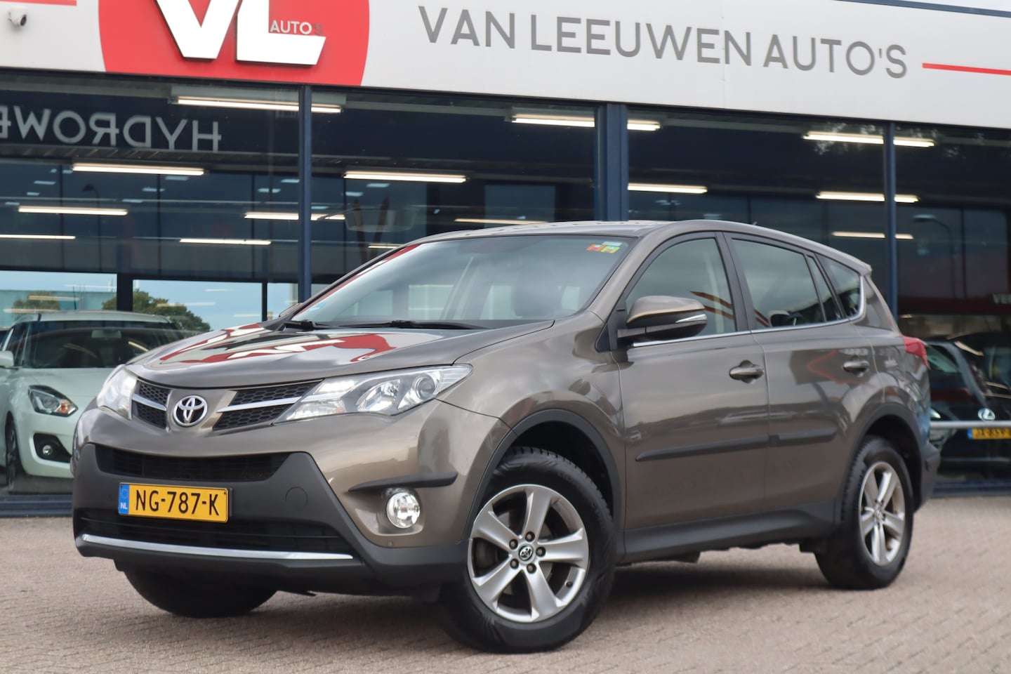 Toyota RAV4 - 2.0D Style 4WD | Camera | Clima | Cruise - AutoWereld.nl