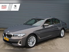BMW 5-serie - 545e xDrive Lurxury Adaptive-Cruise Laser Comfortzetels-Leder Head-Up Harman-Kardon Elektr