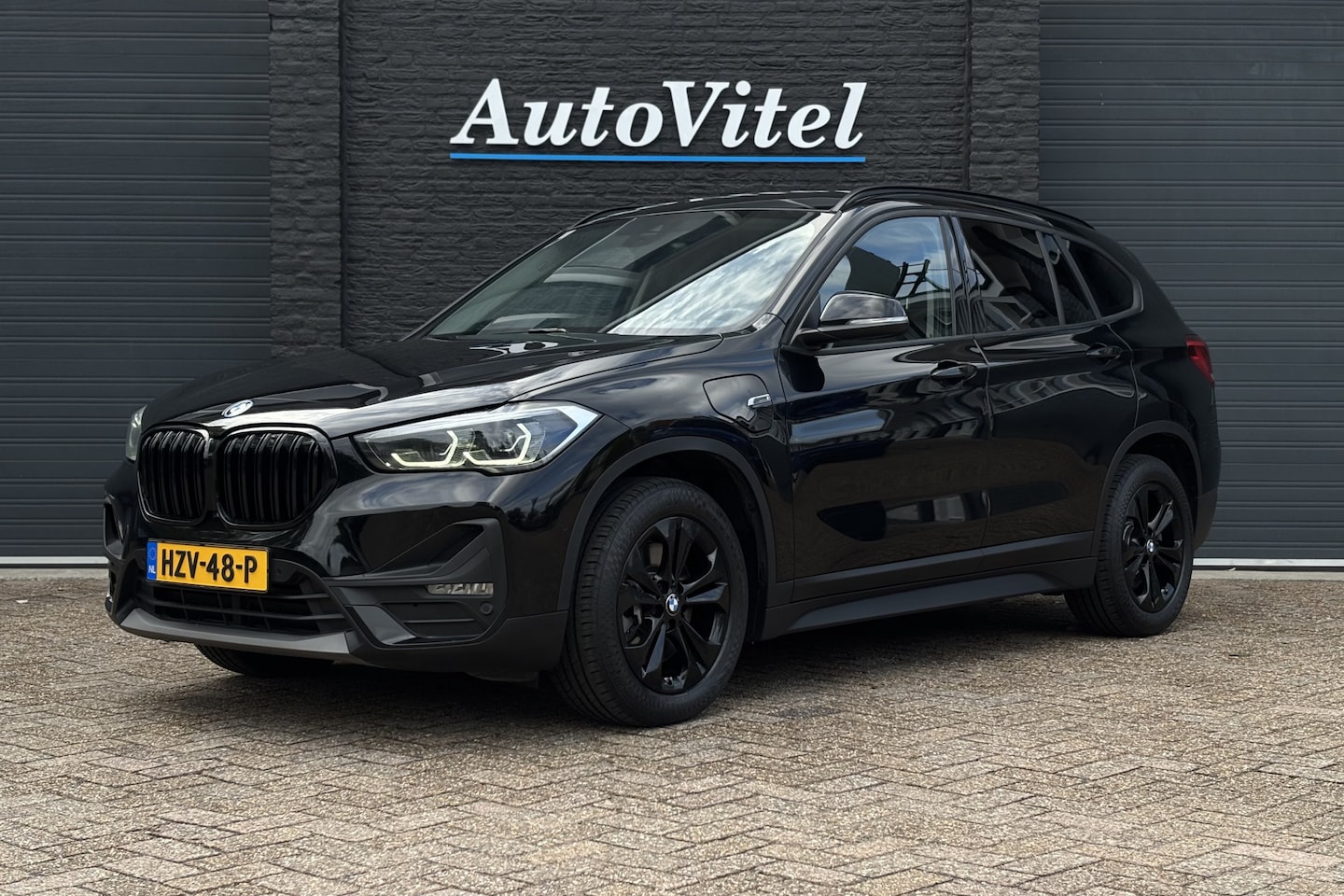 BMW X1 - xDrive25e | PDC V+A | Apple Carplay | Elektrische Klep | LED | Cruise | DAB | 35.000 KM - AutoWereld.nl