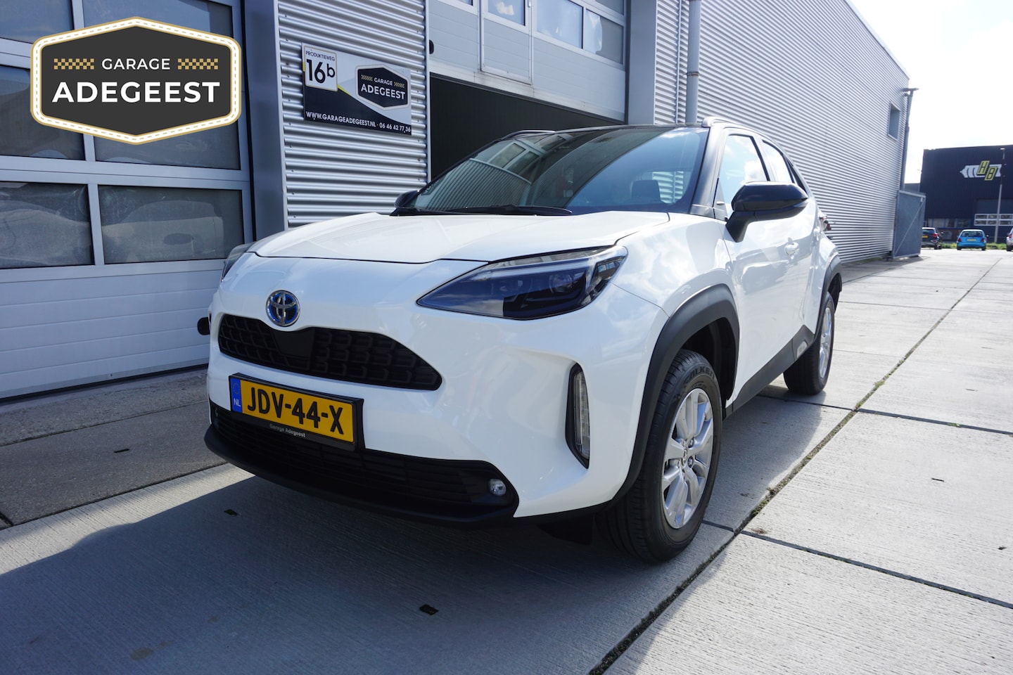 Toyota Yaris Cross - 1.5 Hybrid Active |Navi|Carplay|HUD|Camera|Elektrische a.klep|Stoel en stuurverwarming| - AutoWereld.nl