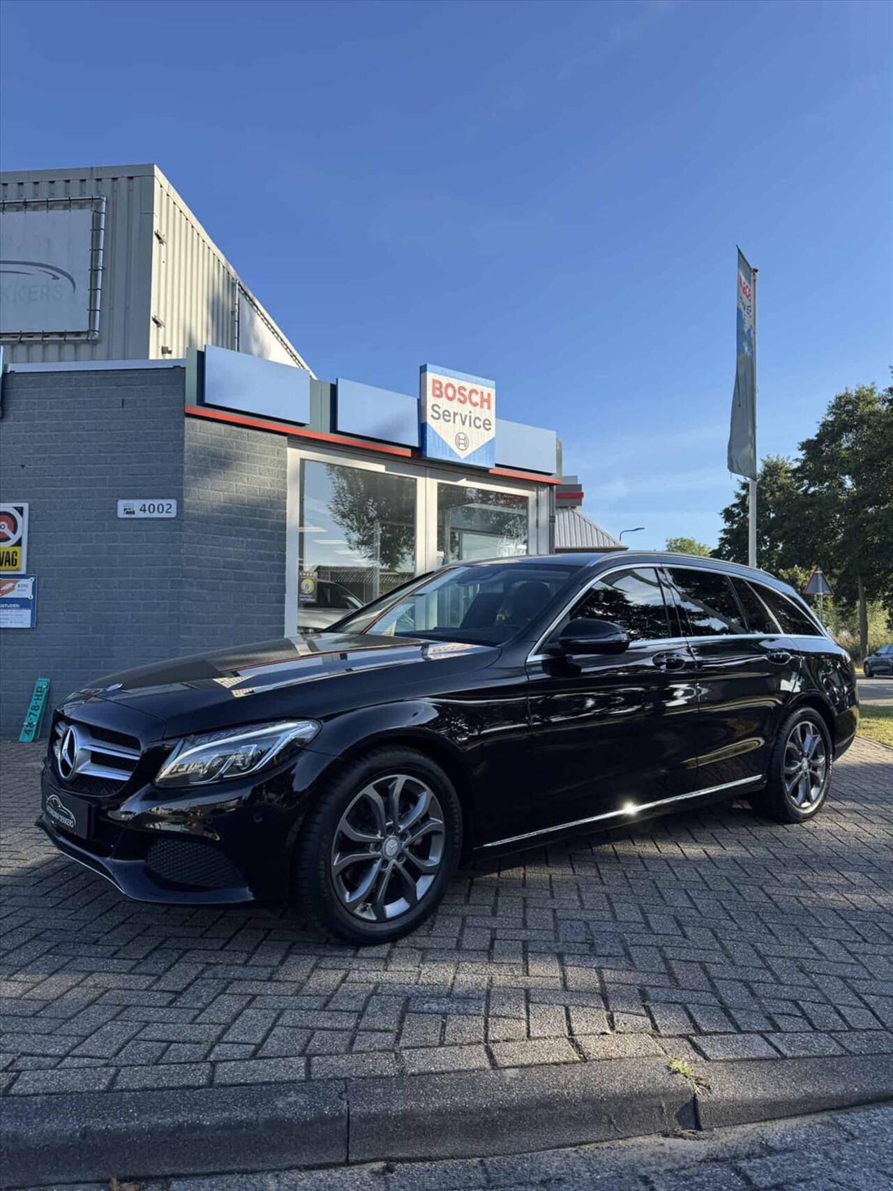 Mercedes-Benz C-klasse - C200 184pk 7-G Avantgarde | TREKHAAK | HEAD UP | CAMERA | ELEKTR KLEP | STOELVERW - AutoWereld.nl