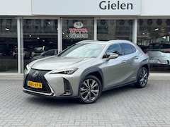 Lexus UX - 250h AWD F Sport Line | Schuifdak, Groot scherm, Leer, Stoelverwarming, Dodehoekherkenning