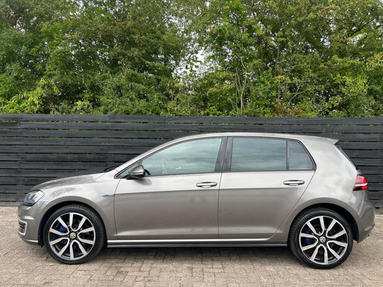 Volkswagen Golf - 1.4 TSI GTE 1.4 TSI GTE - AutoWereld.nl