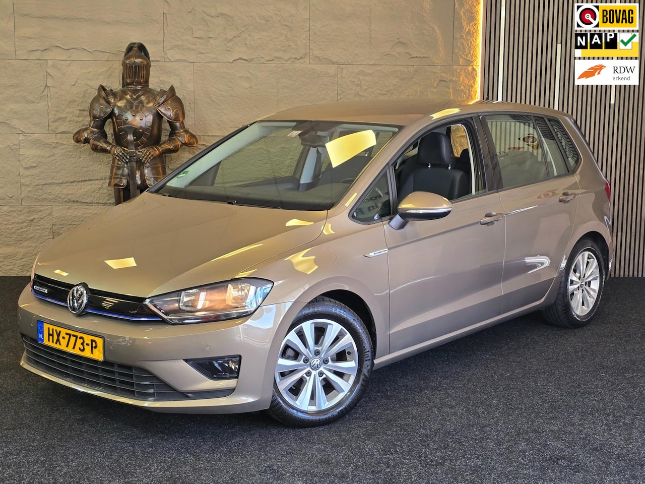 Volkswagen Golf Sportsvan - 1.0 TSI Comfortline|GARANTIE|AUTOMAAT|NAP|TREKHAAK|NAVI|PARK SENS - AutoWereld.nl