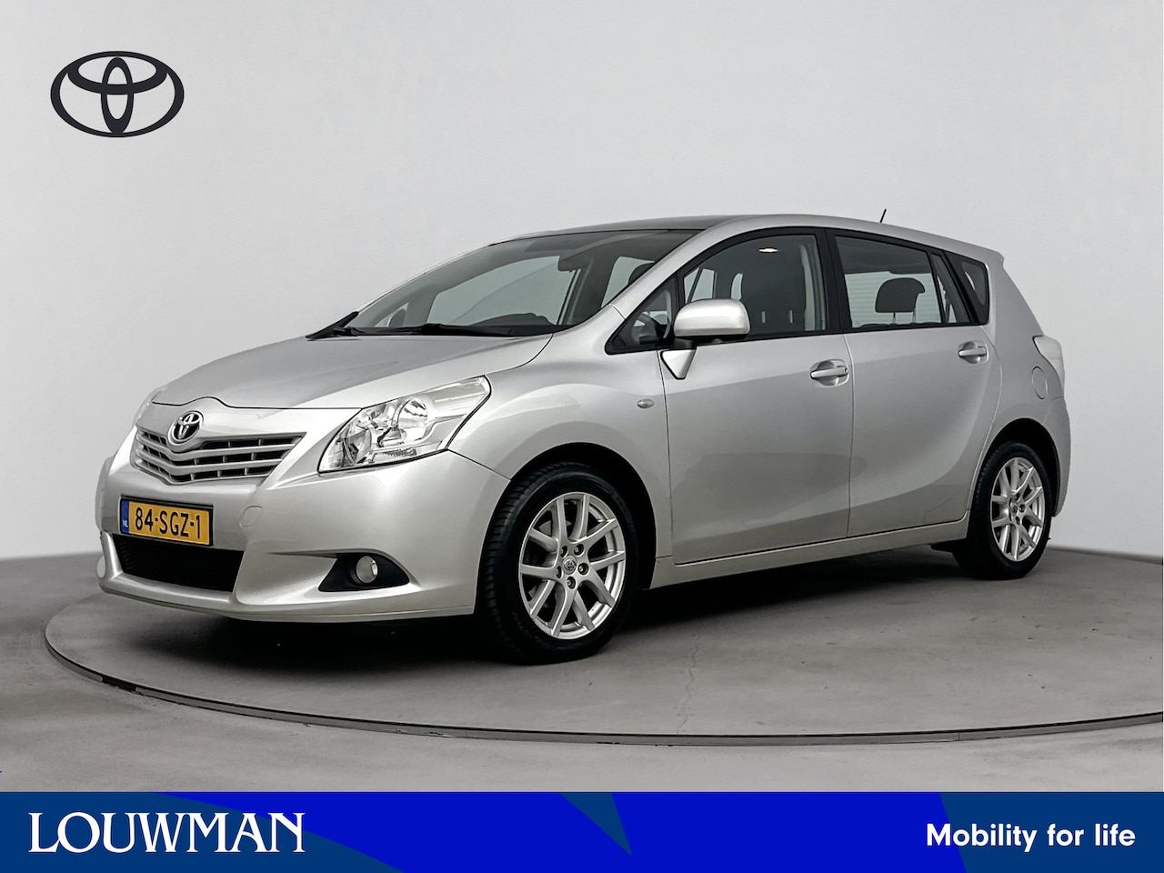Toyota Verso - 1.8 VVT-i Business | 1e eigenaar | Panoramadak | Trekhaak | Full map navigatie | Dealerond - AutoWereld.nl