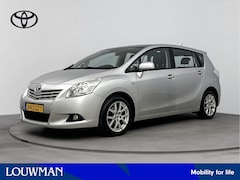 Toyota Verso - 1.8 VVT-i Business | 1e eigenaar | Panoramadak | Trekhaak | Full map navigatie | Dealerond