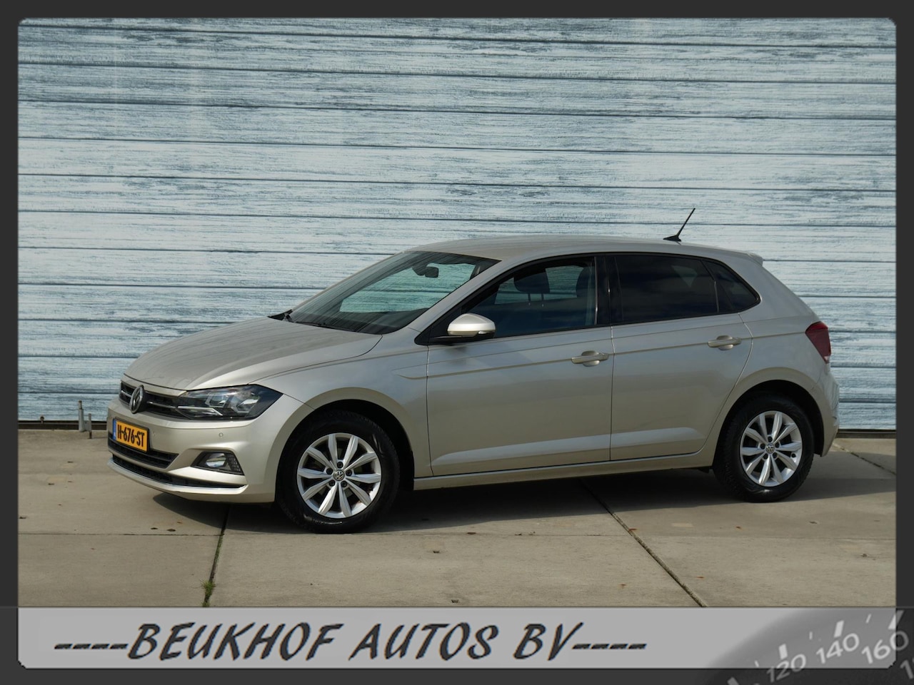 Volkswagen Polo - 1.0 TSI Highline Automaat Leer Carplay Navi - AutoWereld.nl