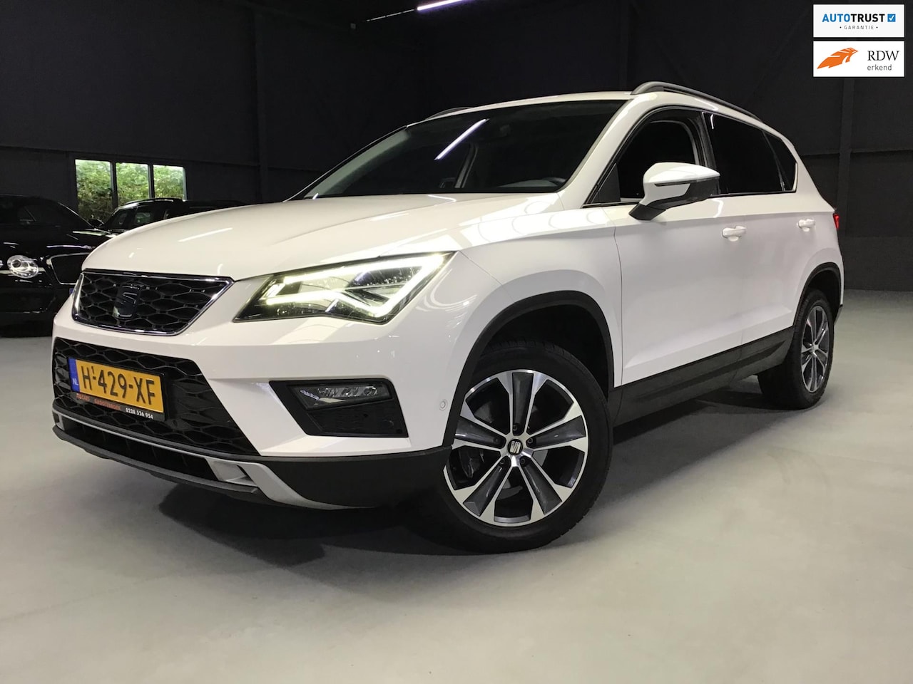 SEAT Ateca - 1.5 TSI Style Business Intense I Navi I Camera I Full Led I Cruise I Park. sens I Carplay - AutoWereld.nl