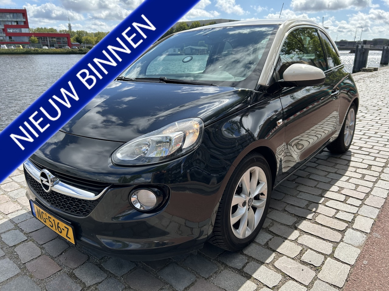 Opel ADAM - 1.2 Glam airco navigatie keurige auto - AutoWereld.nl