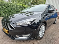 Ford Focus Wagon - 1.0 First Edition CLIMAT/CRUISE/NAVI/PDC 125PK