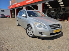 Kia Cee'd Sporty Wagon - 1.4 X-tra