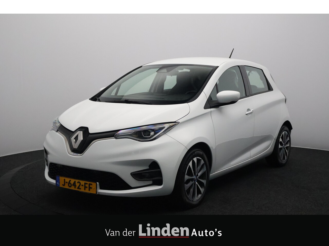 Renault Zoe - R135 Zen 52 kWh (KoopAccu) SOH 93,2% | Camera | Led | Carplay&Android | Groot scherm - AutoWereld.nl
