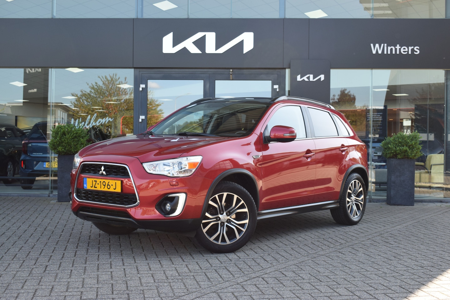Mitsubishi ASX - 1.6i-16V ISG Instyle | Cruise Control | Navigatie | Camera | Panoramadak | Leder | StoelVe - AutoWereld.nl