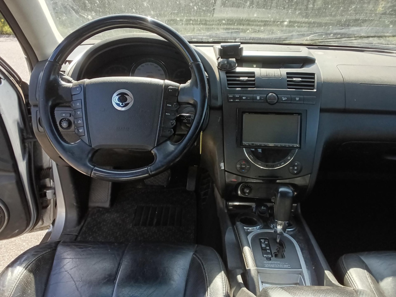 SsangYong Rexton - RX 270 Xdi s motorstoringlampje