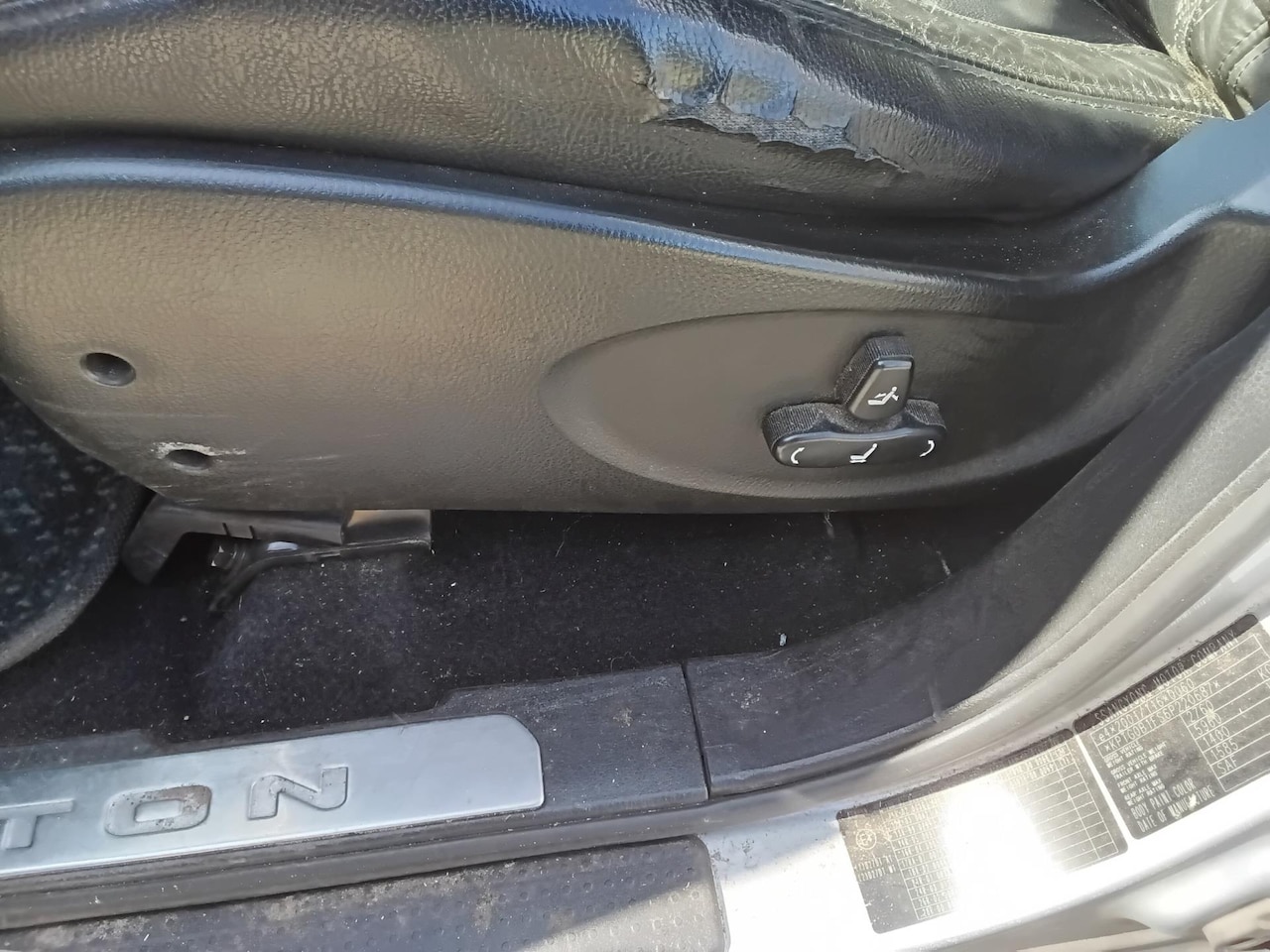 SsangYong Rexton - RX 270 Xdi s motorstoringlampje