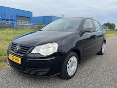 Volkswagen Polo - 1.4-16V Trendline 5-drs Airco