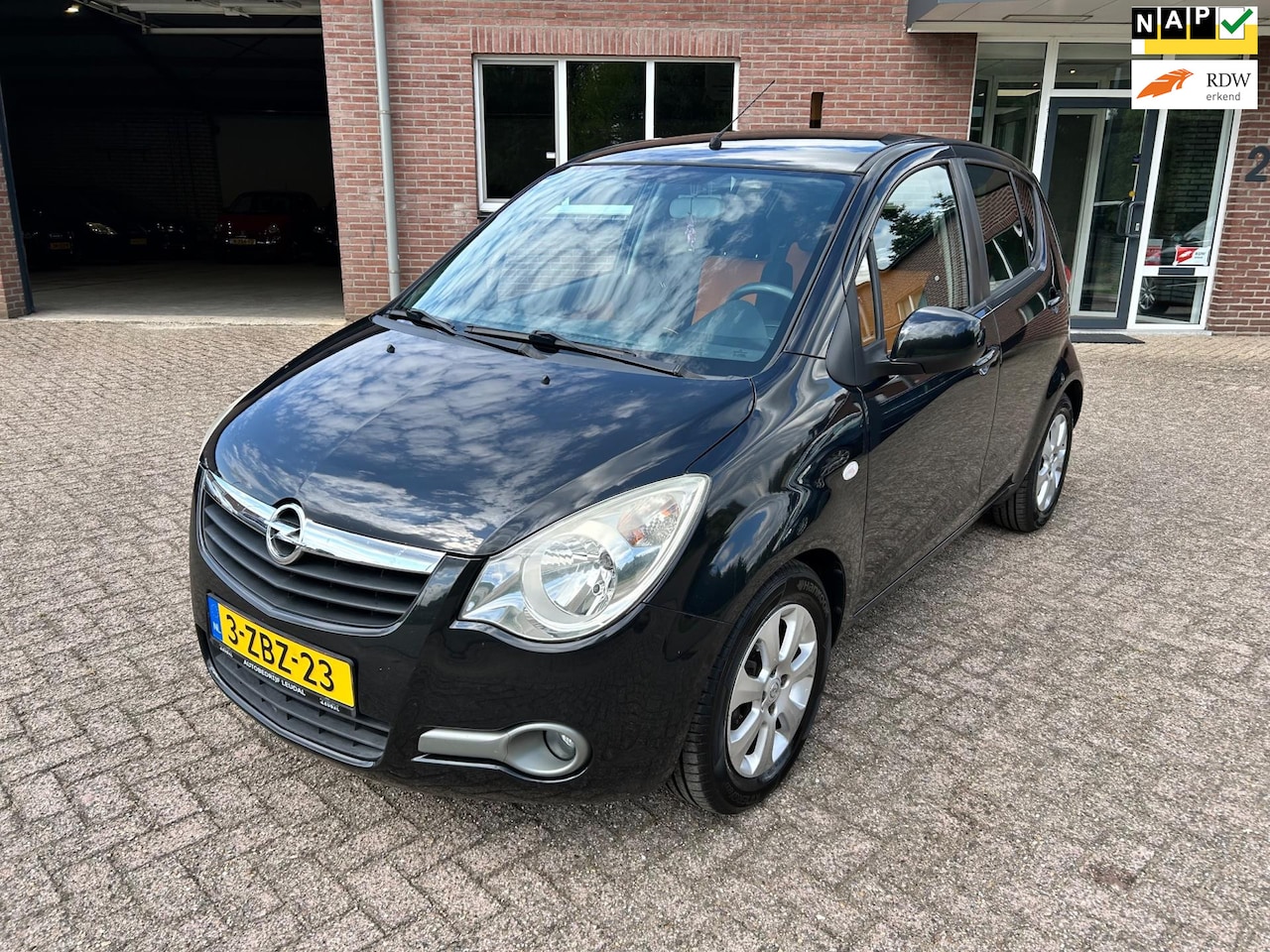 Opel Agila - 1.2 Edition //APK 14-5-2026 //Nieuwe koppeling - AutoWereld.nl