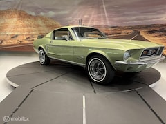 Ford Mustang Fastback