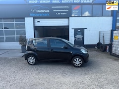 Daihatsu Sirion 2 - 1.0-12V Trend- met Onderhoudshistorie, NAP en een nieuwe APK