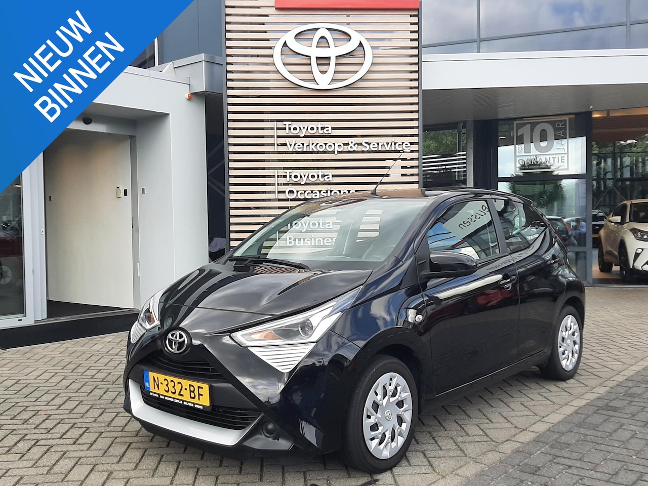 Toyota Aygo - 1.0 VVT-i x-play 1.0 VVT-i x-play - AutoWereld.nl