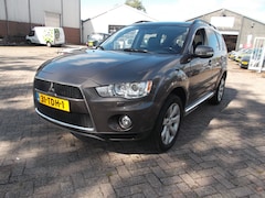 Mitsubishi Outlander - 2.0 Edition Two airco navi leer elec schuifdak achteruit cam