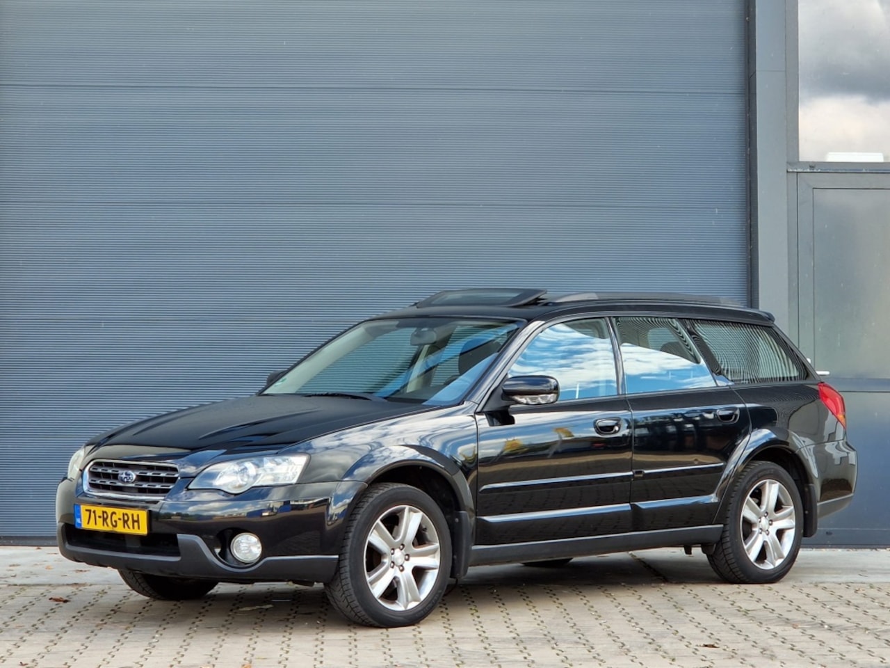 Subaru Outback - 2.5i automaat nap kantel/schuifdak apk 03'2026 - AutoWereld.nl