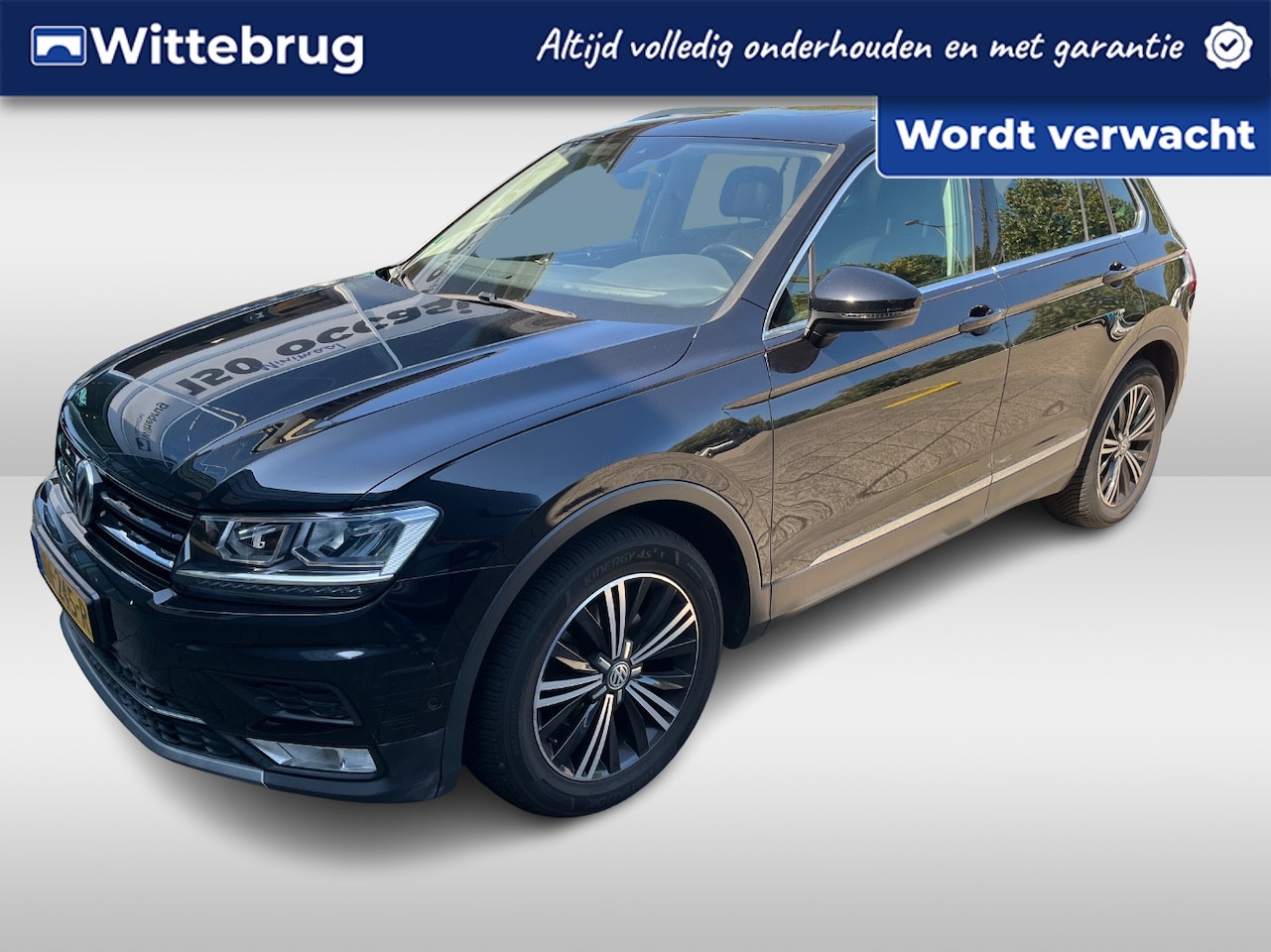Volkswagen Tiguan - 1.4 TSI 150pk DSG Highline / Panoramadak / Leder Vienna / Memory Seats / Virtual Cockpit / - AutoWereld.nl