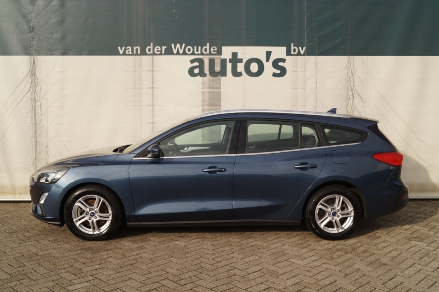 Ford Focus Wagon - 1.0 EcoBoost Trend Edition Business -NAVI-CAM- - AutoWereld.nl