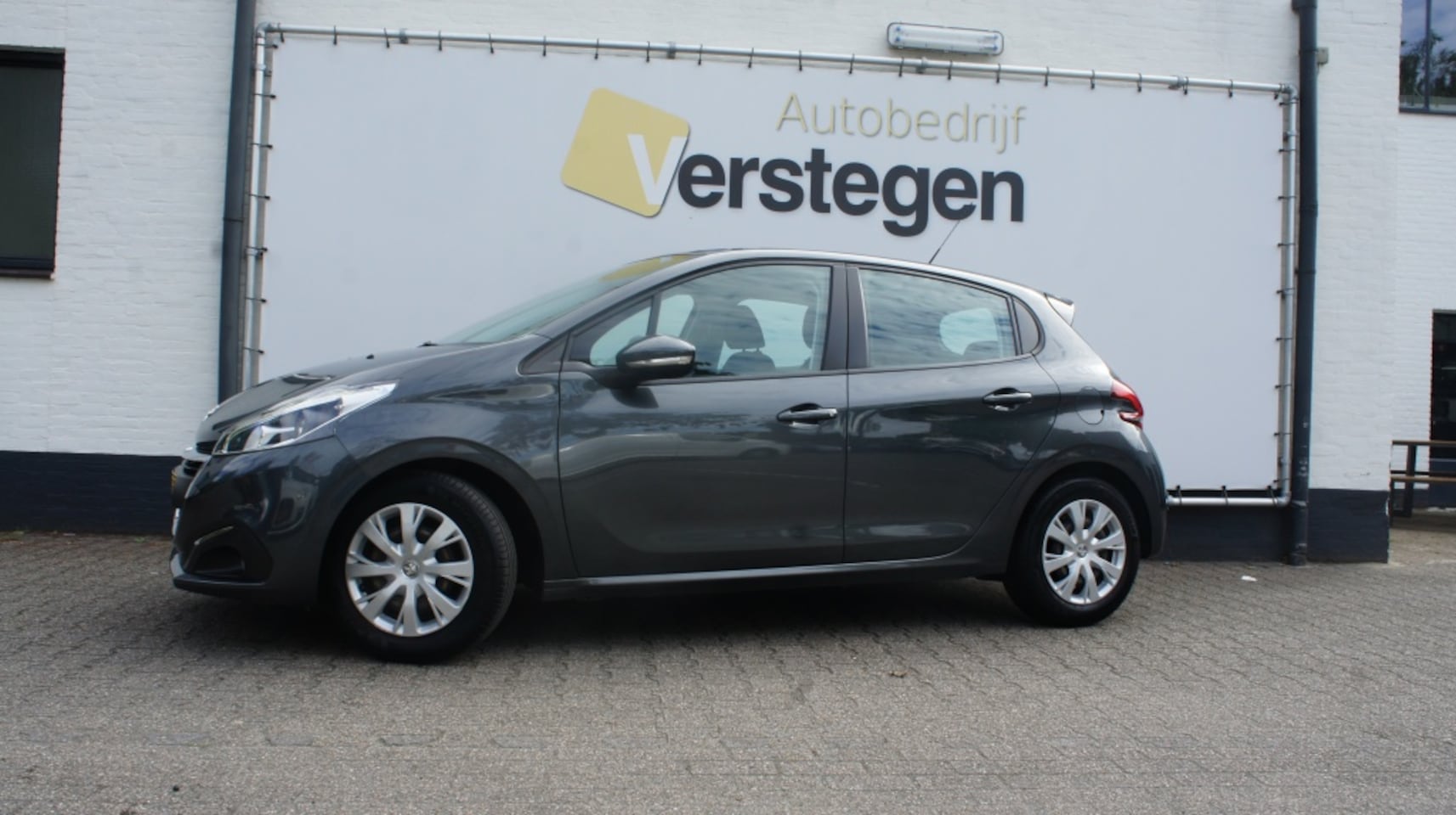 Peugeot 208 - 1.2 PureT. Blue Lion - AutoWereld.nl