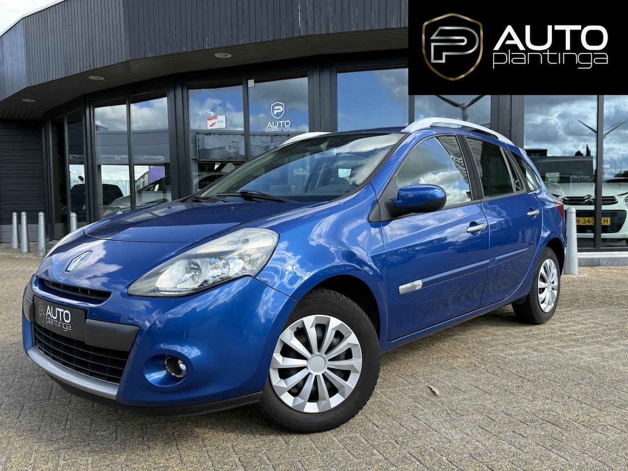 Renault Clio Estate - 1.2 TCE Dynamique Inruilkoopje nu voor €1995 | Airco | Trekhaak | - AutoWereld.nl