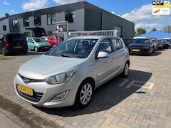 Hyundai i20 - 1.2i i-Deal - Vol Onderhouden - Ondh beurt