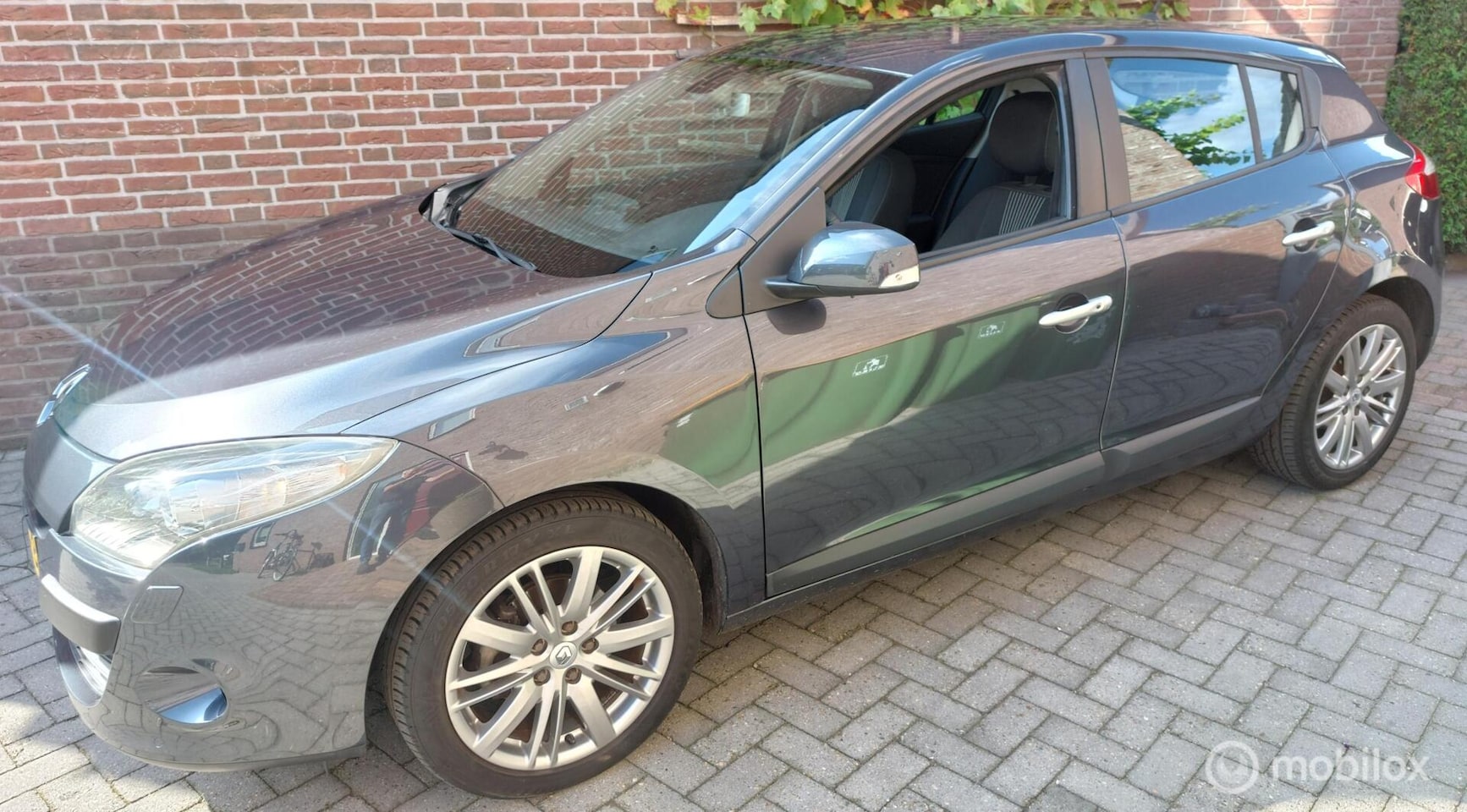 Renault Mégane - 1.4 TCE Celsium 1.4 TCE Celsium (Trekhaak/Navigatie/130PK) - AutoWereld.nl