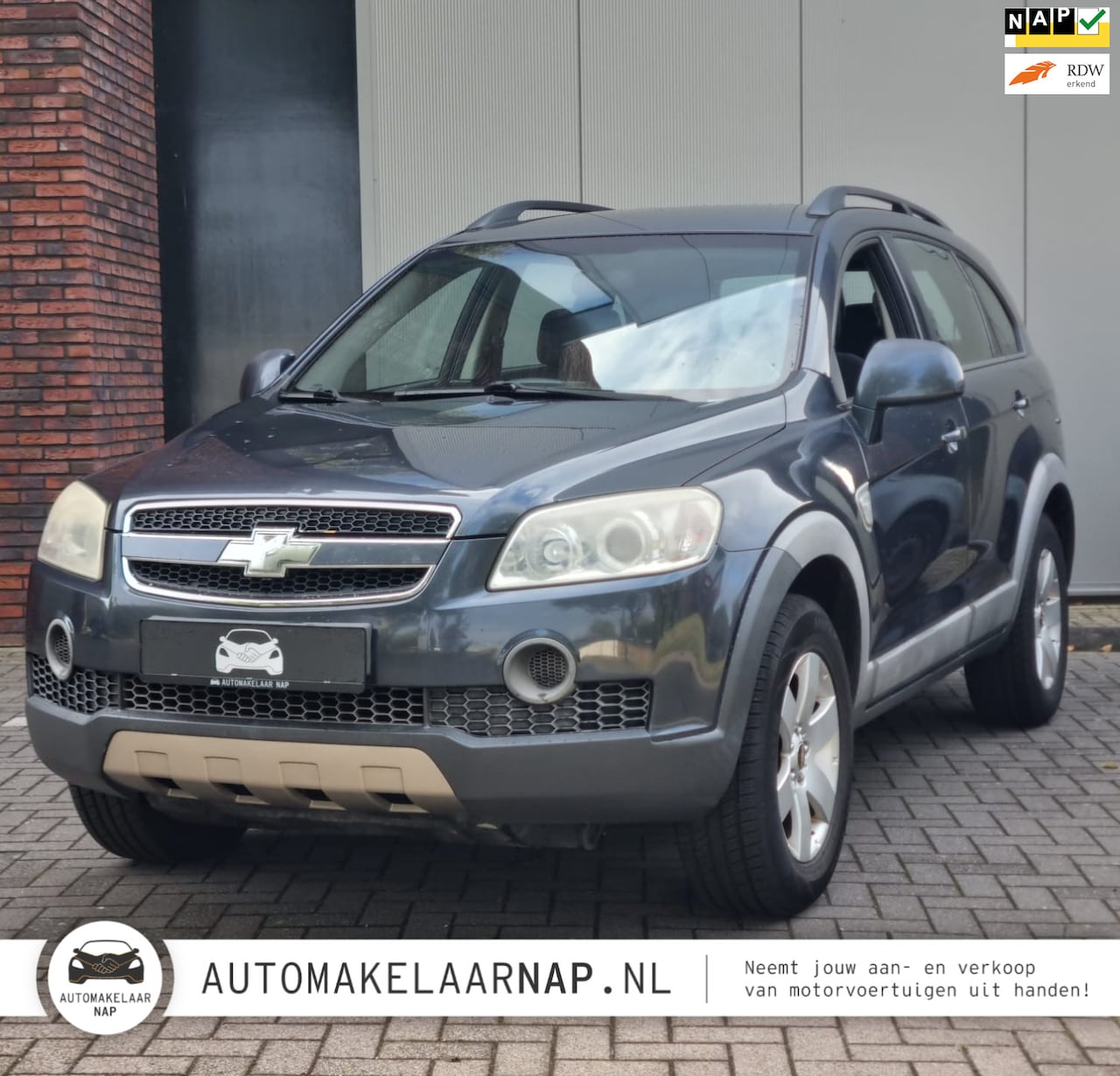 Chevrolet Captiva - 2.4i Style 2WD / 7 Persoons / 1 jaar APK / - AutoWereld.nl