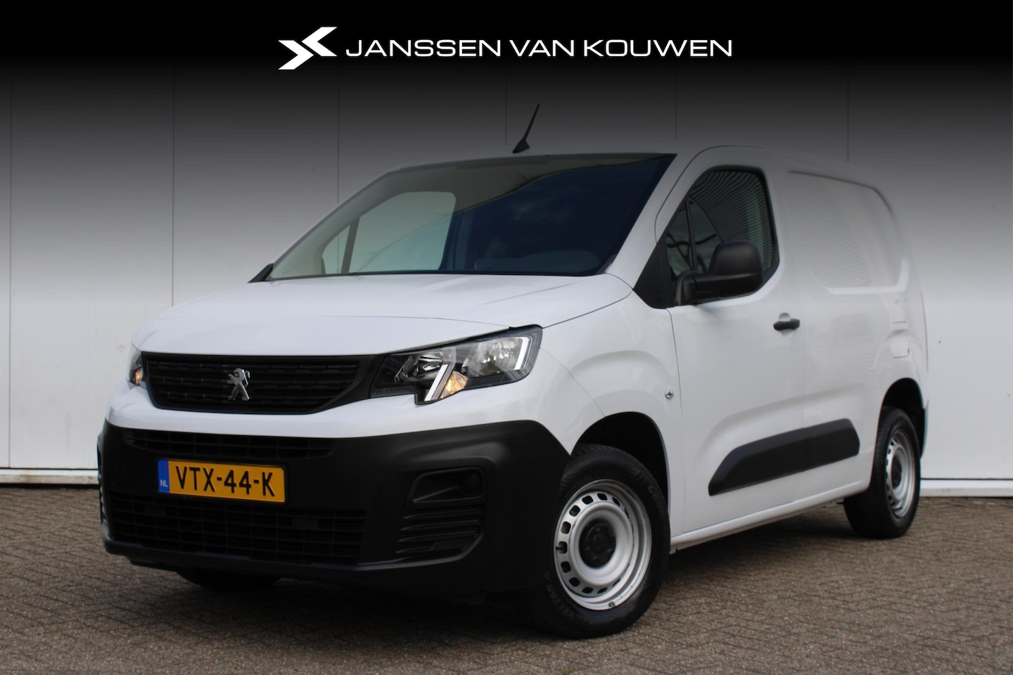 Peugeot Partner - 1.5 BlueHDi 100 S&S L1 Apple Carplay Lat-Om-Lat - AutoWereld.nl