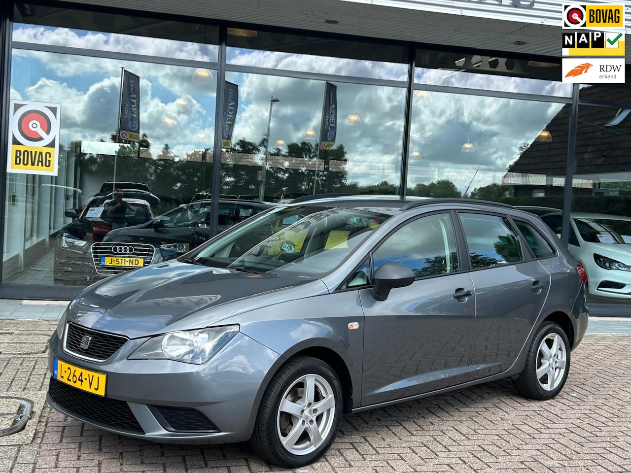 SEAT Ibiza ST - 1.2 Style Airco LM-Velgen NAP NL-Auto Dealeronderhouden! - AutoWereld.nl