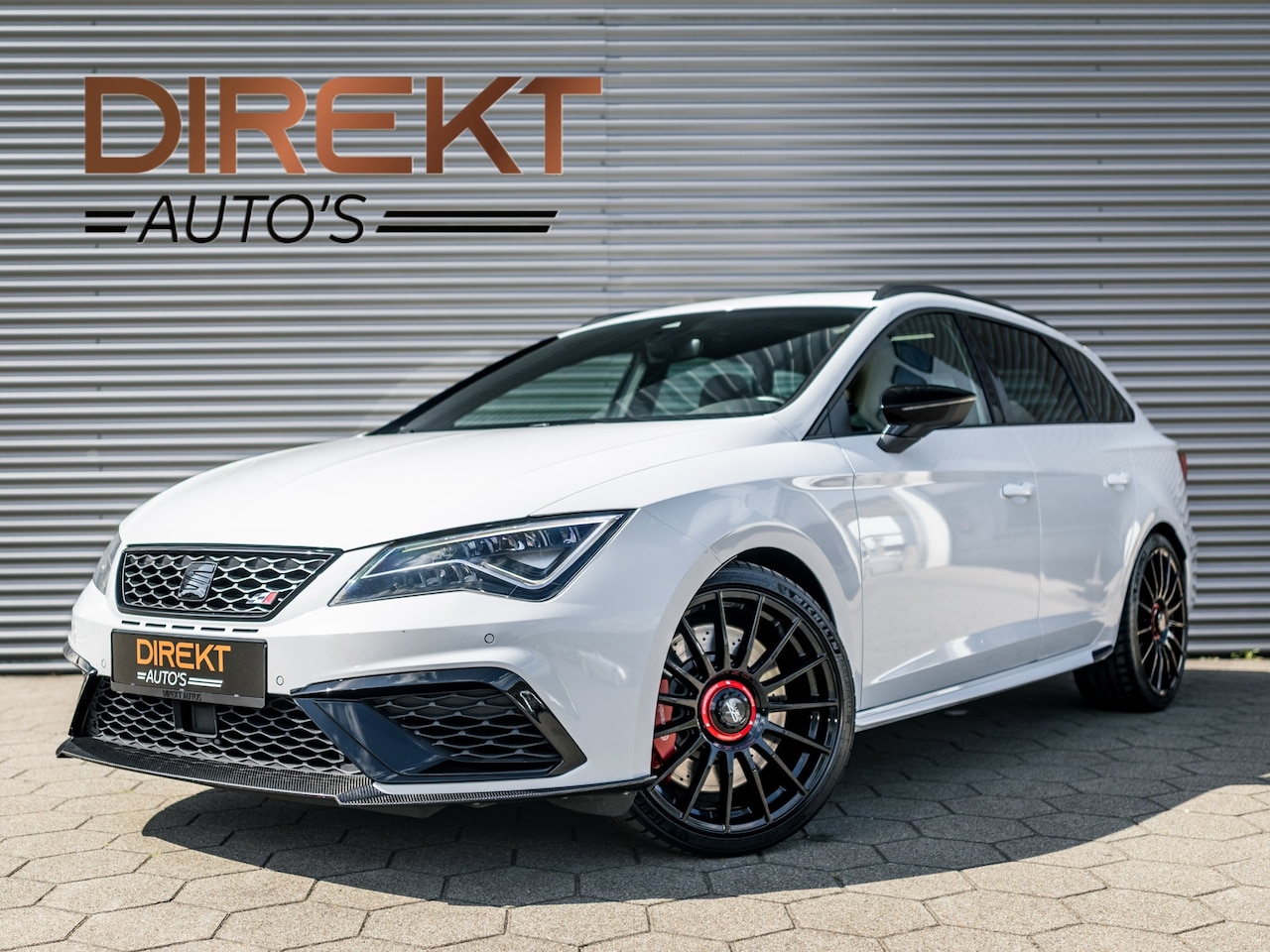 SEAT Leon ST - 2.0 TSI CUPRA 4DRIVE CARBON EDITION PANO BREMBO - AutoWereld.nl