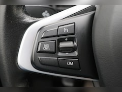 BMW 2-serie Active Tourer - 218i Centennial High Executive Leer, LED, Head-Up, Navigatie, Stoelverwarming, Afn. Trekha