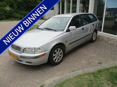 Volvo V40 - 2.0 T Dynamic APK augustus 2026
