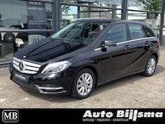 Mercedes-Benz B-klasse - 180 Ambition Automaat, cruise, xenon, parkeersensoren, stoelverwarming
